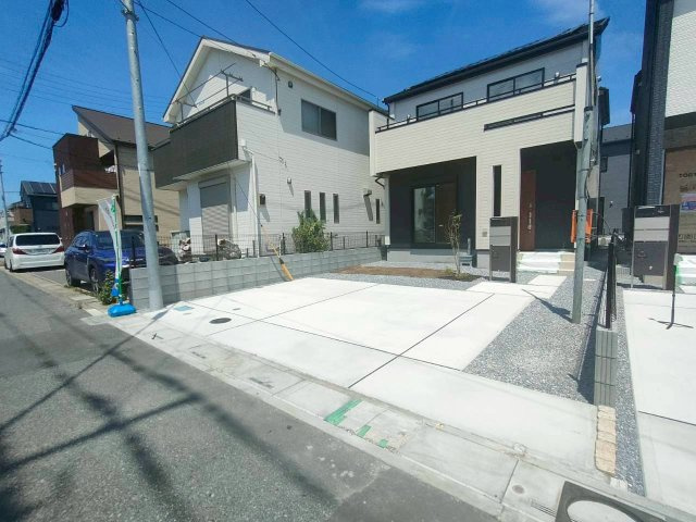 北葛飾郡松伏町　松伏　新築戸建　全5棟の駐車場|車をお持ちの方に嬉しい駐車場付きの物件です