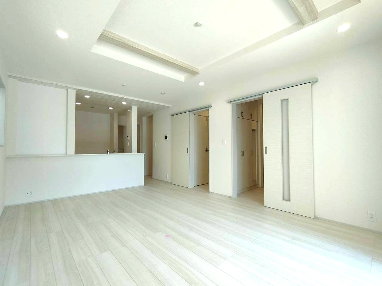 北葛飾郡松伏町　松伏　新築戸建　全5棟の居間・リビング|リビングです