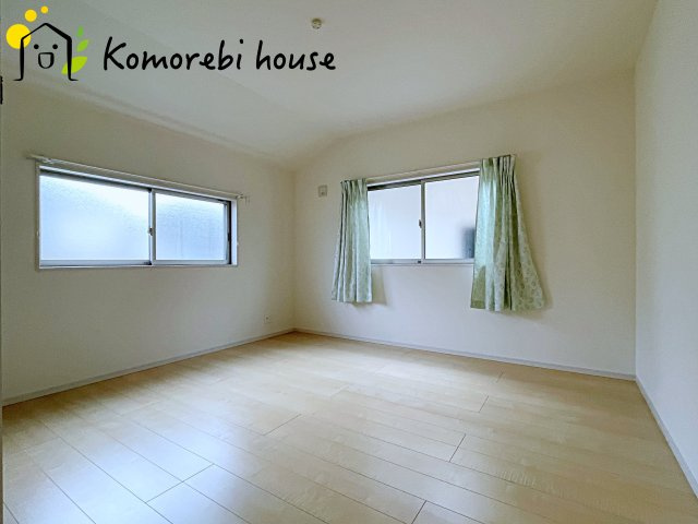 蓮田市西新宿3丁目　中古一戸建ての寝室|撮影：'25/10/31