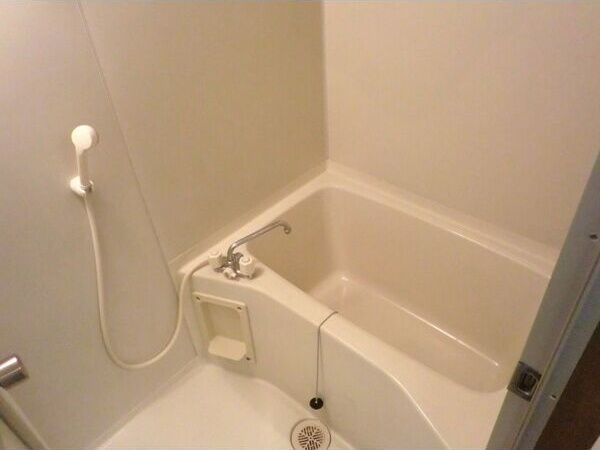 第一中央ビルディングの浴室|お風呂です