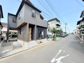 【前面道路含む現地写真】