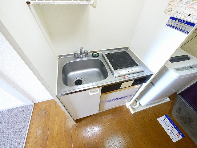 レオパレス法華寺のキッチン