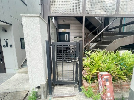 パールハイツ田上のエントランス