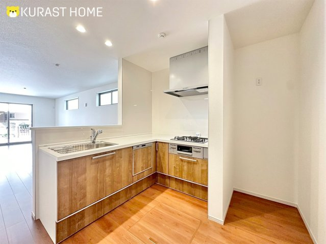 京都市西京区桂池尻町　新築戸建のキッチン