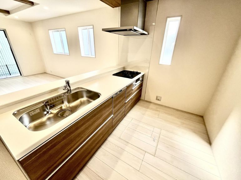 狭山市富士見２丁目　新築戸建　全２棟　１号棟のキッチン