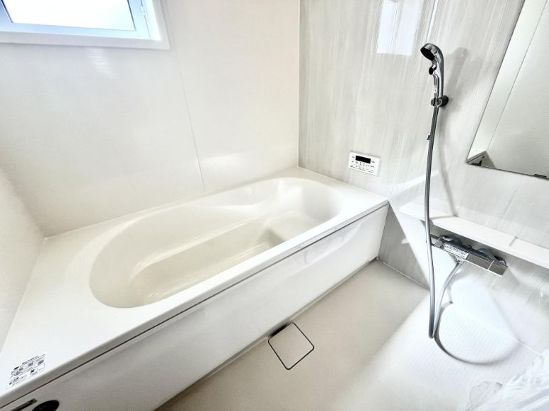 狭山市富士見２丁目　新築戸建　全２棟　１号棟の浴室