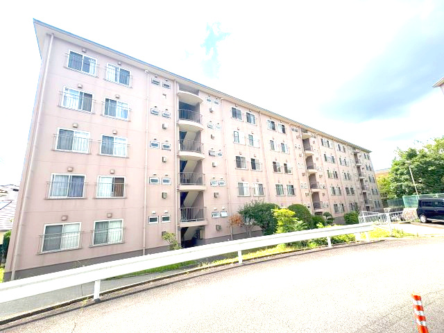 逆瀬川ハイツ　３号棟