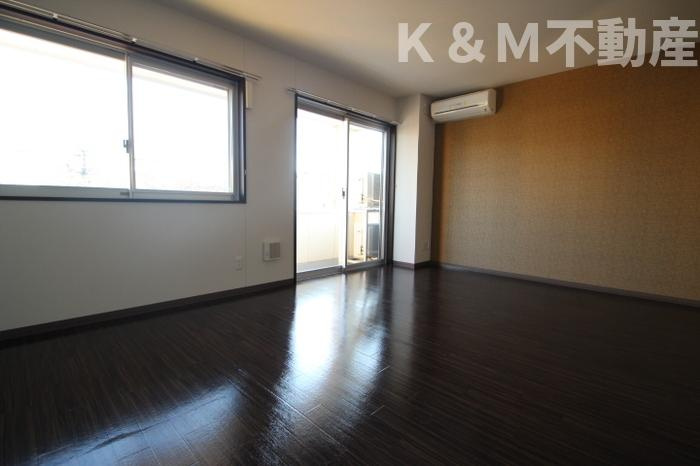 ファースト　クライムの居間・リビング|使いやすいリビングです