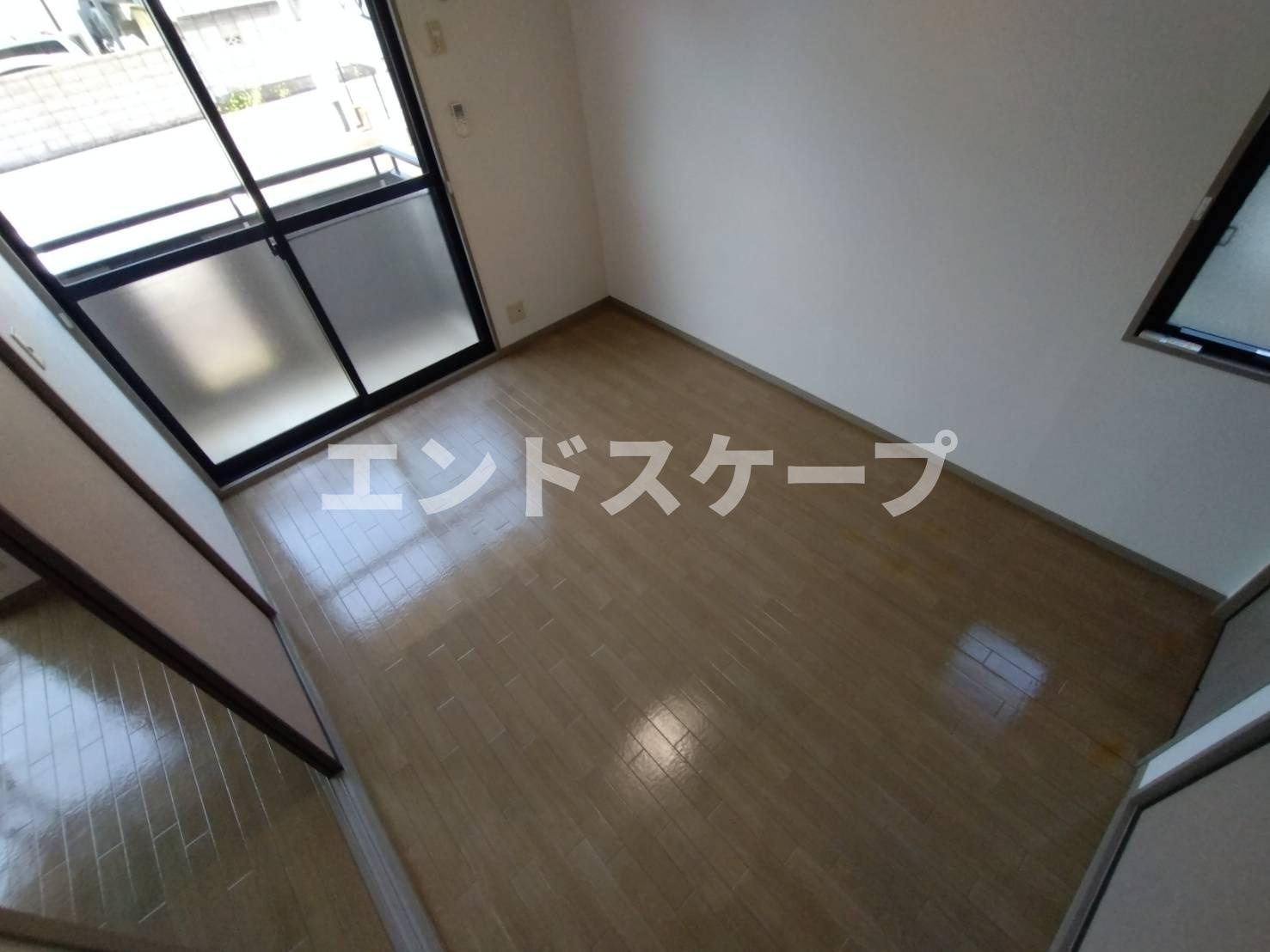 サンワハイツＢの居間・リビング|高崎、前橋のお部屋探しはエンドスケープまで！お客様の理想お聞かせ下さい♪