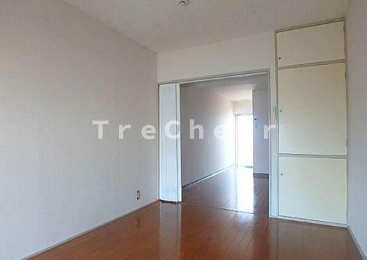 サンローズ小林ナンバー２の居間・リビング