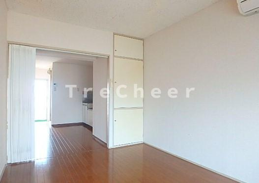 サンローズ小林ナンバー２の寝室