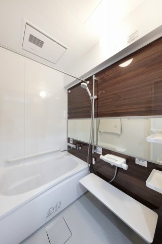 パルハイツ呉中央5丁目の浴室