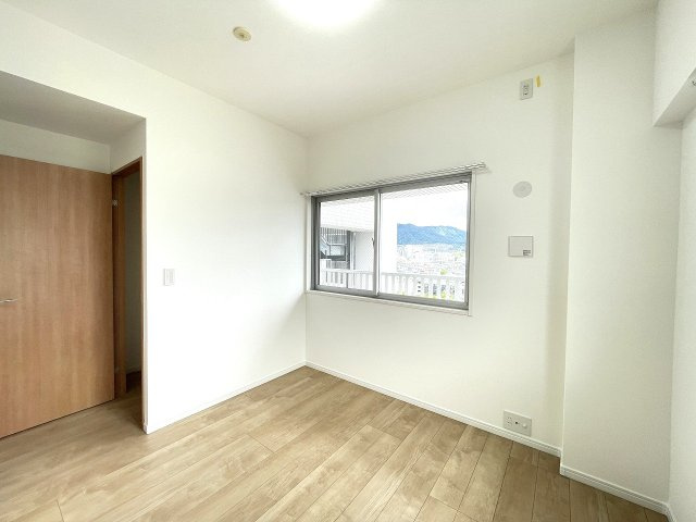 アーバンビュー渚ガーデン・タワーヴィレッジ二番館の洋室|約6.0帖の洋室です。ウォークインクローゼットが配置されています。