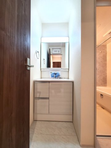 吉川市　保　新築戸建　全2棟　の洗面所|お手入れラク素材でいつでもピカピカ