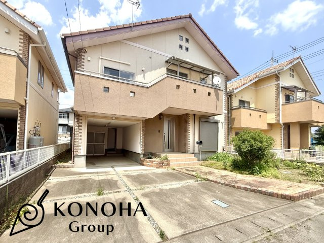 【中古戸建】前橋市富士見町小暮の外観|■外観｜土日のご見学はもちろん、平日・夜間のご案内も大歓迎です♪「今から見たい」や「仕事終わりに見たい」にもご対応できますのでお気軽にお問い合わせください♪