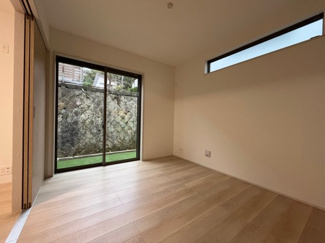 【洋室】 | 東大池３丁目　新築戸建 | 洋室約5.25帖