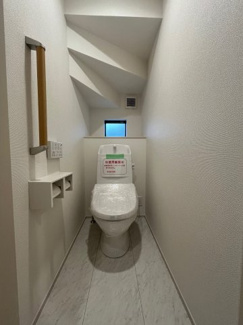 【トイレ】 | 東大池３丁目　新築戸建 | 1階　トイレ