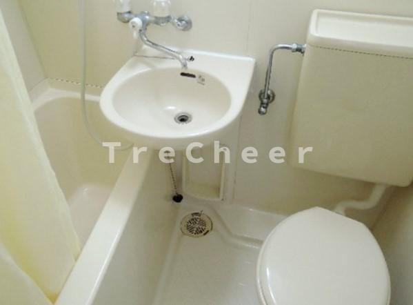 アーバンスクエア豊玉C棟の浴室