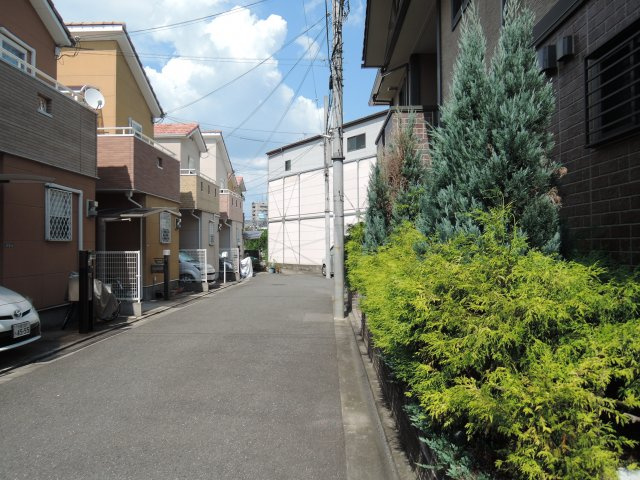 アウラ千里丘の周辺