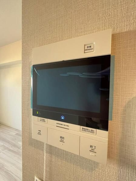 ワールドアイ難波南PORTA