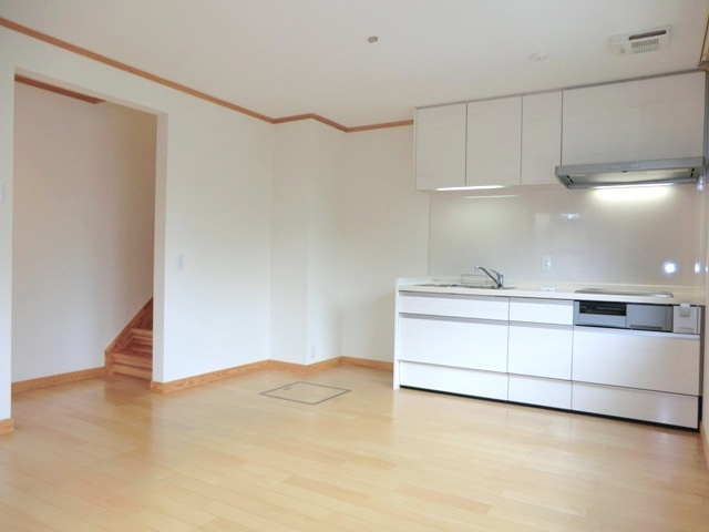 Swedish Maison元町のキッチン|※別号室の参考写真です。