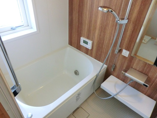 Swedish Maison元町の浴室|☆オートバス仕様・追い焚き機能付きです。☆