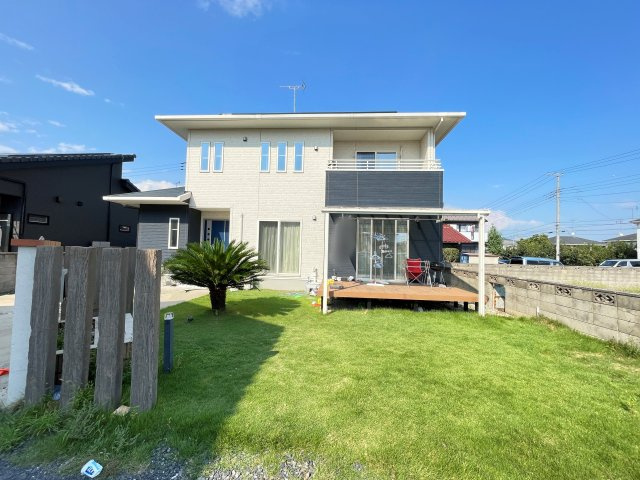 中古戸建　太田市新野町　タマホーム施工・太陽光パネル+蓄電池搭載の庭|BBQができる庭付き♪