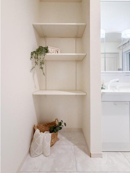 松山市 南梅本町（梅本駅） 2階建 ４ＬＤＫ（A号棟）の外観|西側からの写真です。