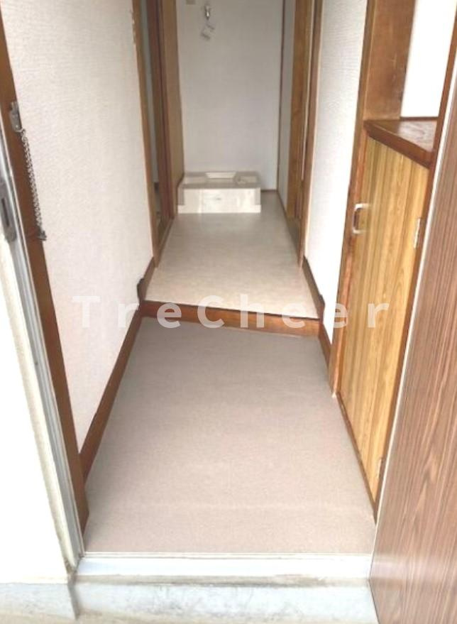 鳥新ミオファミリアの玄関