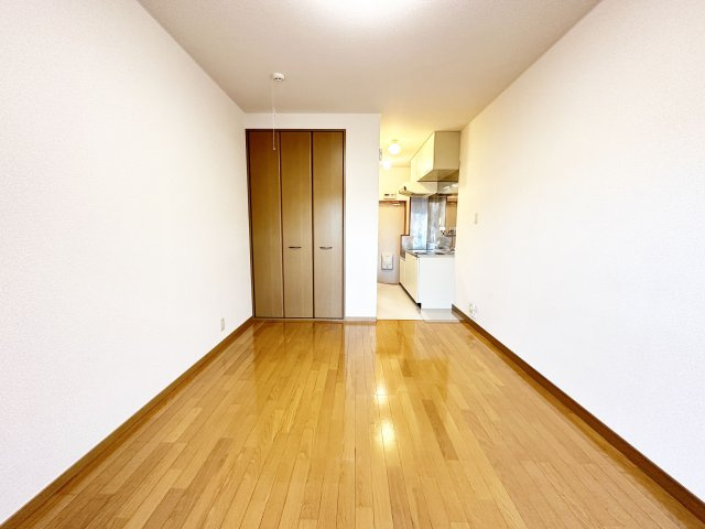 【居間・リビング】 | パークARUMIKⅠ | ※同物件、別のお部屋の写真です