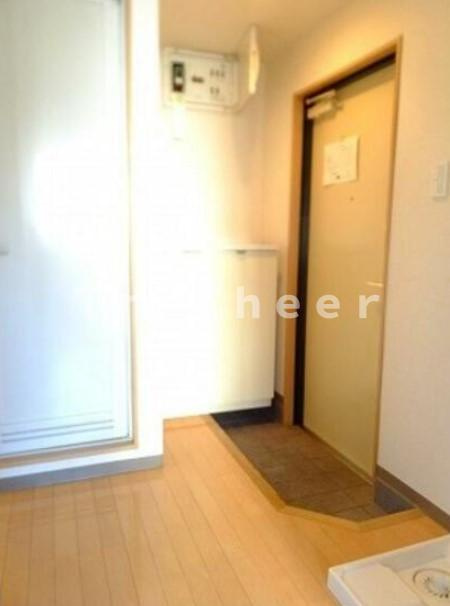 新宿スカイビルの玄関