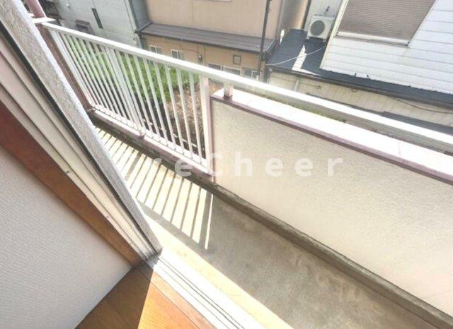 サンハイツ成増のバルコニー