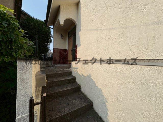 須山町戸建　賃貸のエントランス|エントランスです