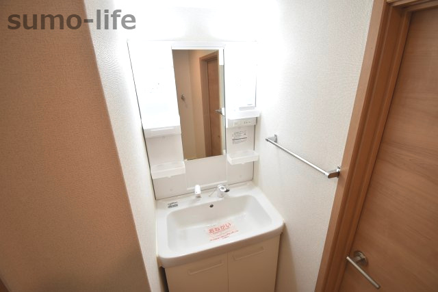 ラフィーネ南伊丹の洗面所