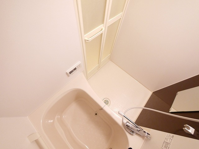 レオネクスト清都Ⅱの浴室|お風呂で日々の疲れを落としましょう