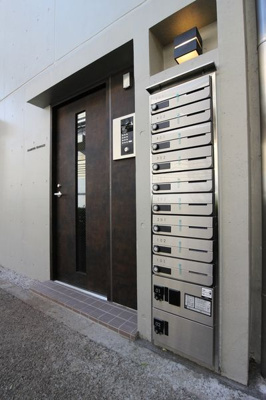 【エントランス】 | KAMIKITA TERRACE