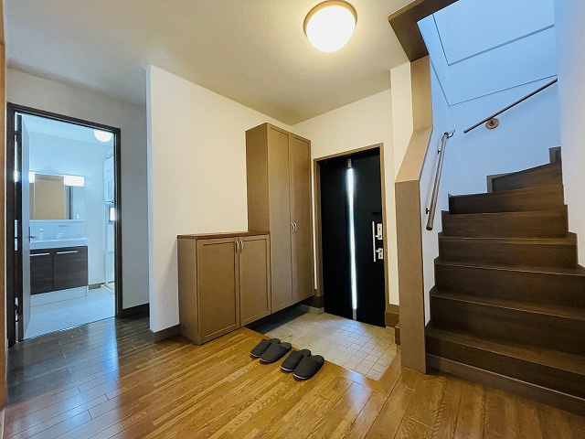 【玄関】 | 春日市紅葉ヶ丘西7丁目　戸建て