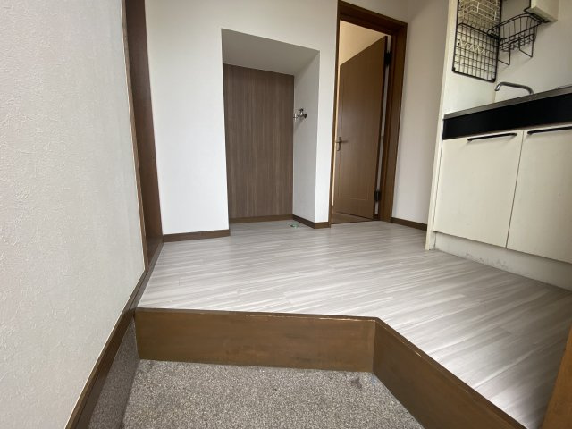 ハイム新高根の玄関