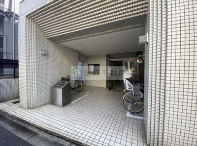 【エントランス】 | 朝日小日向マンション