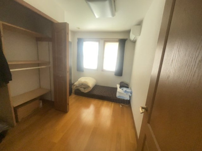 【洋室】 | 太田市東長岡町　中古戸建