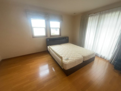 【洋室】 | 太田市東長岡町　中古戸建