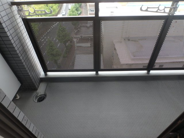 ジョイフル紫野のバルコニー