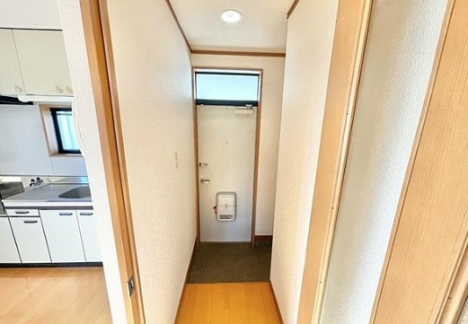 コーポコーワの玄関