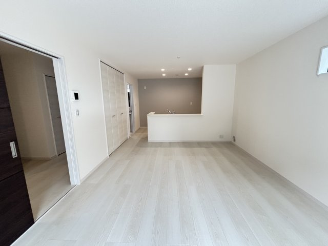 知立市牛田1丁目36『仲介手数料無料』新築戸建ての居間・リビング