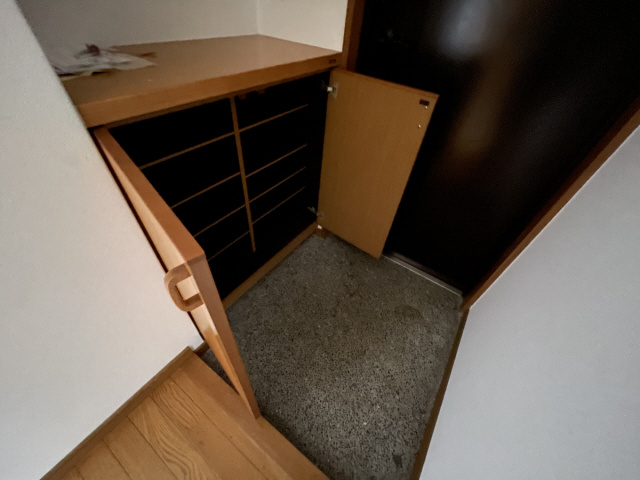 エルジャン芦屋の玄関