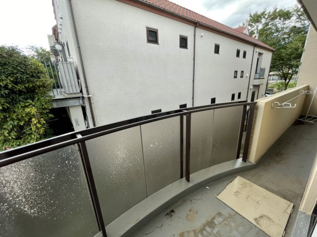 エルジャン芦屋のバルコニー