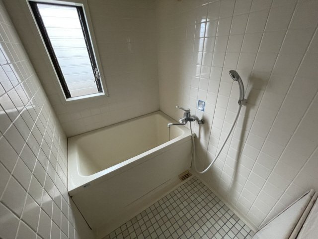 エルジャン芦屋の浴室