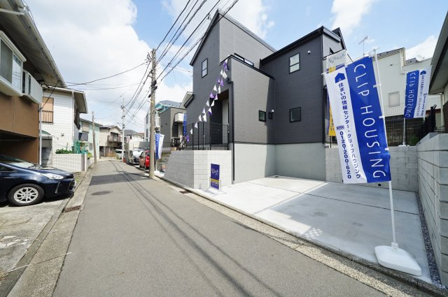 【横浜市旭区今宿2丁目54-17新築戸建て】★仲介手数料無料★（東希望が丘小学校・希望が丘中学校）の前面道路含む現地写真