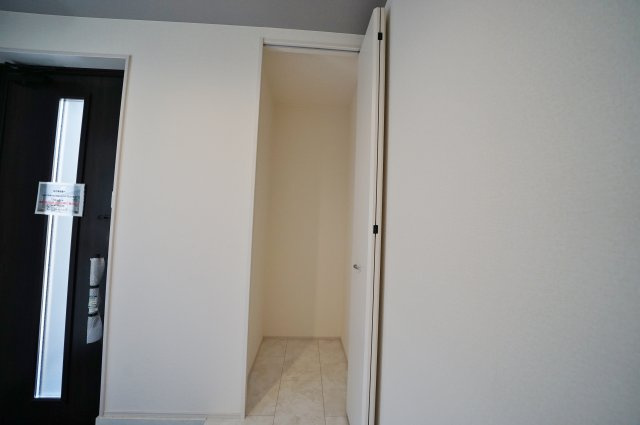 【横浜市旭区今宿2丁目54-17新築戸建て】★仲介手数料無料★（東希望が丘小学校・希望が丘中学校）の収納