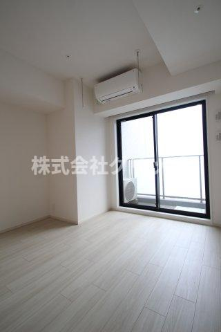 ドゥーエ横濱鶴見の洋室